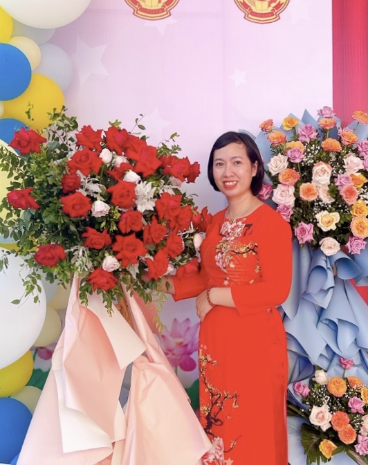 Cô Đặng Thị Hà