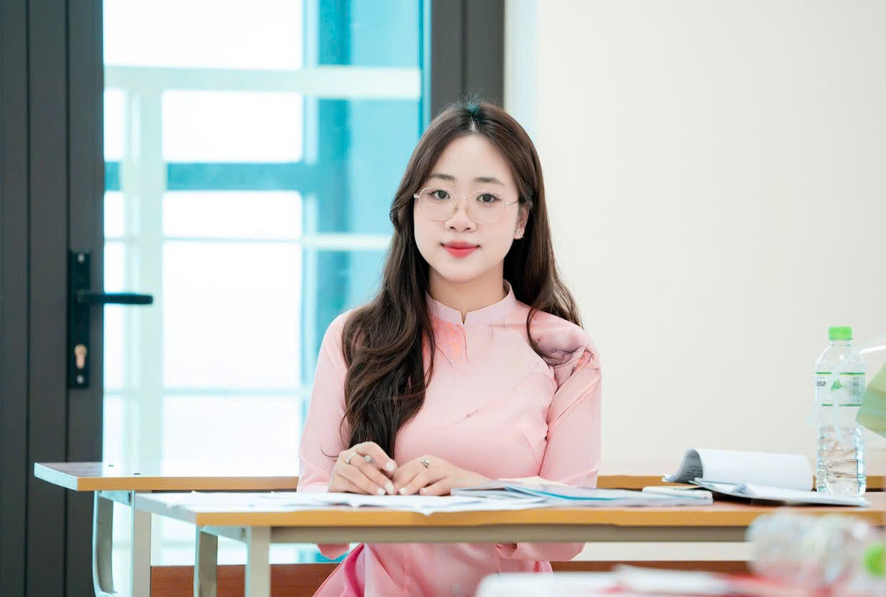 Cô Dương Thị Quỳnh Anh