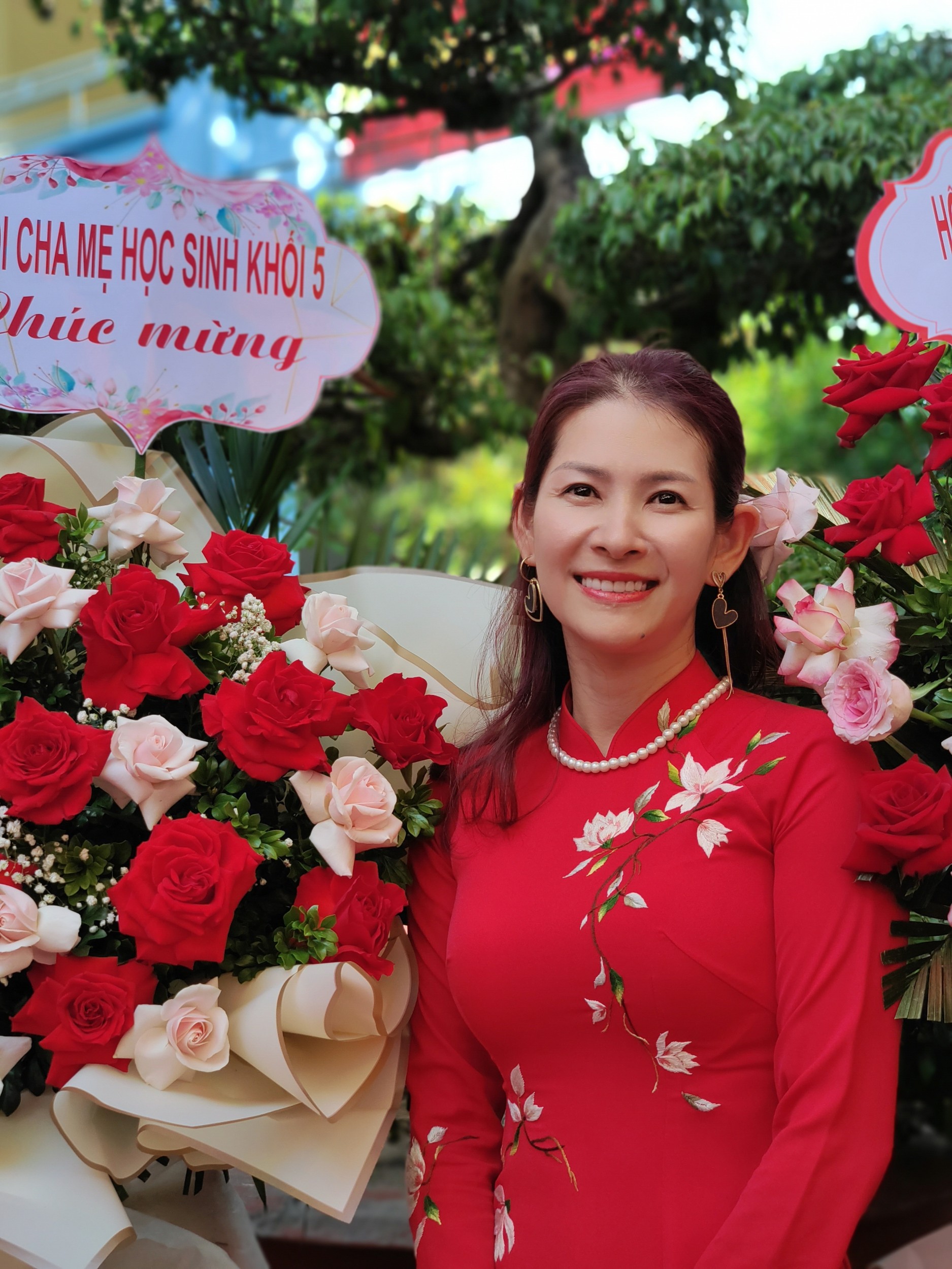 Cô Khiếu Minh Huyền