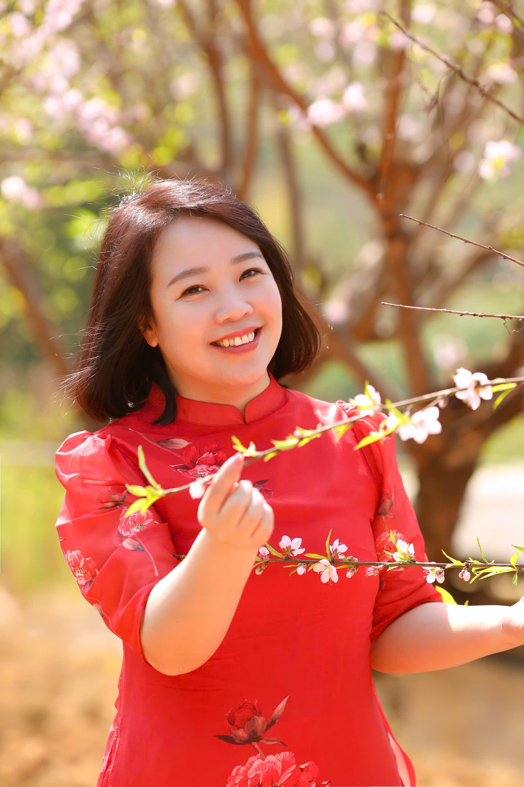 Cô Lê Thị Thu Hiền