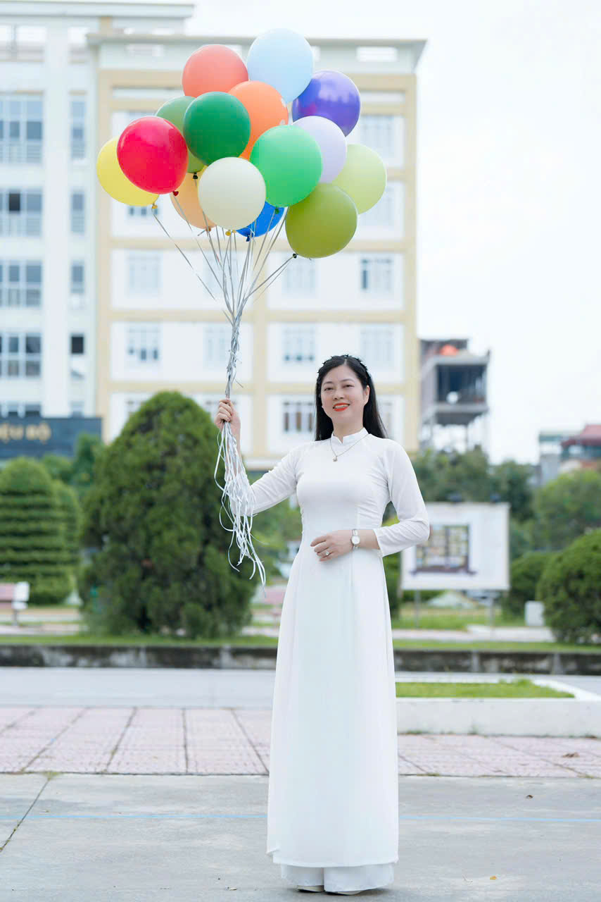 Cô Nguyễn Thị Lan Hương