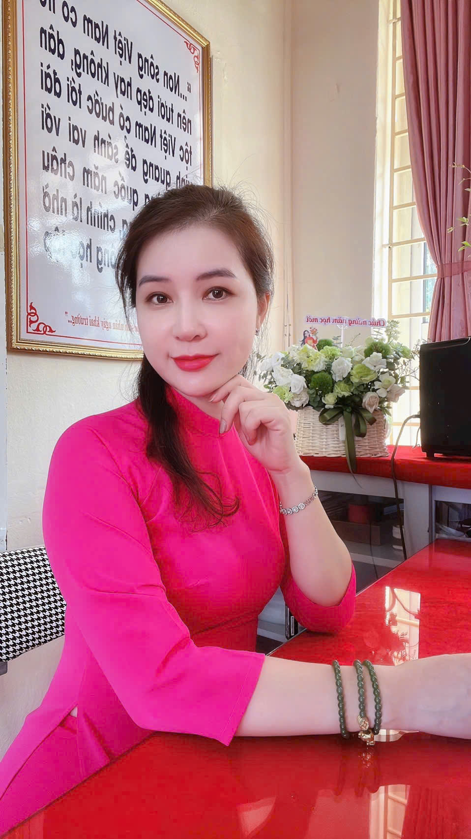 Cô Phạm Thanh Huyền